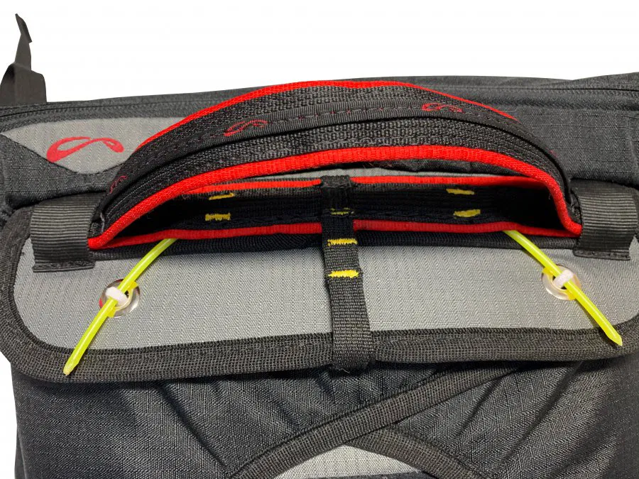 Container frontal porte instruments avec poche secours – Image 4